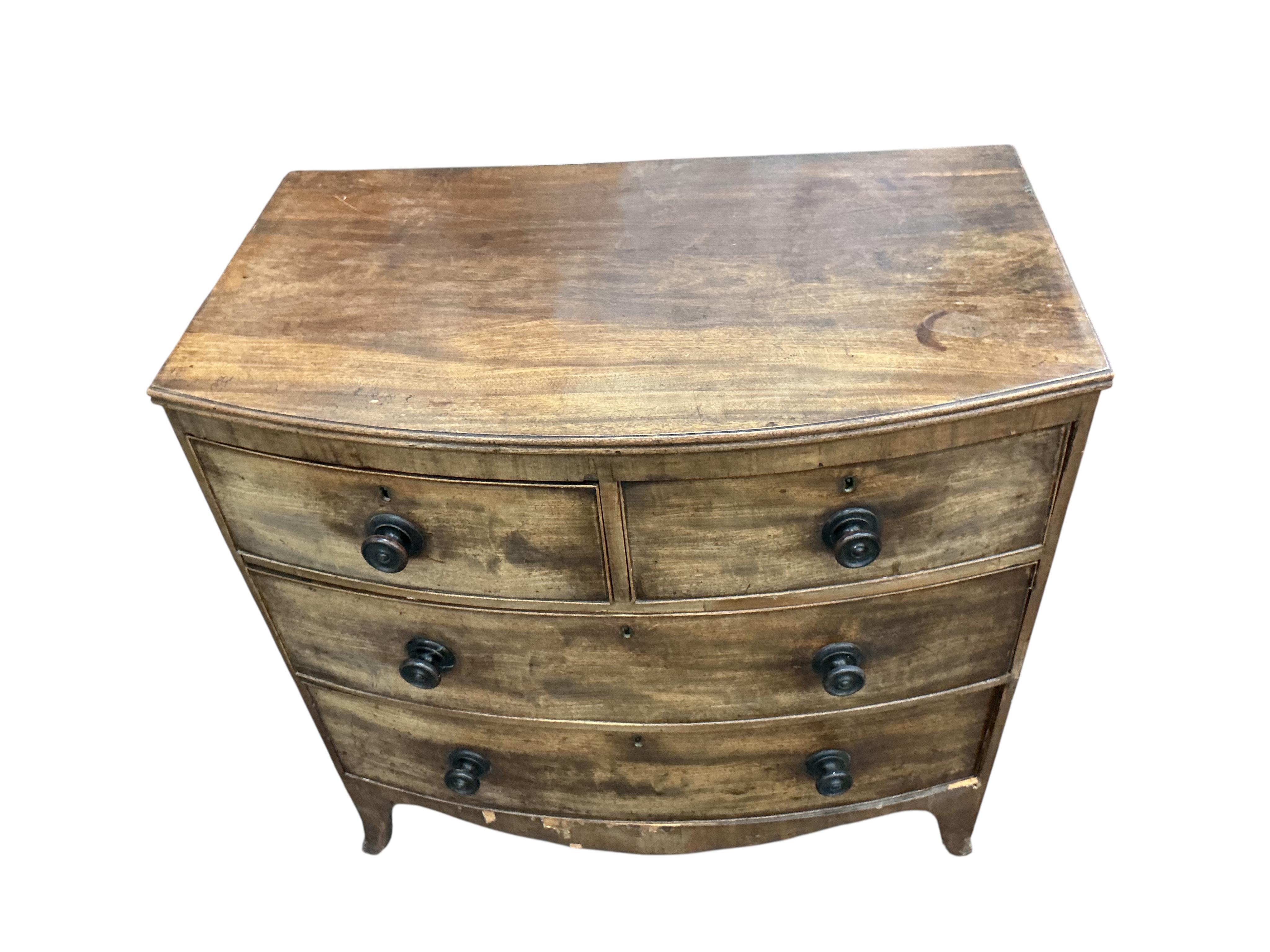 A Regency mahogany bowfront chest of drawers, width 89cm, depth 51cm, height 89cm